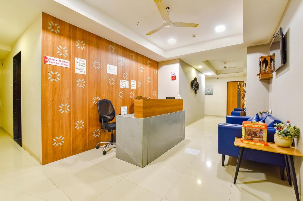 Fabhotel Happinex Сурат Екстер'єр фото