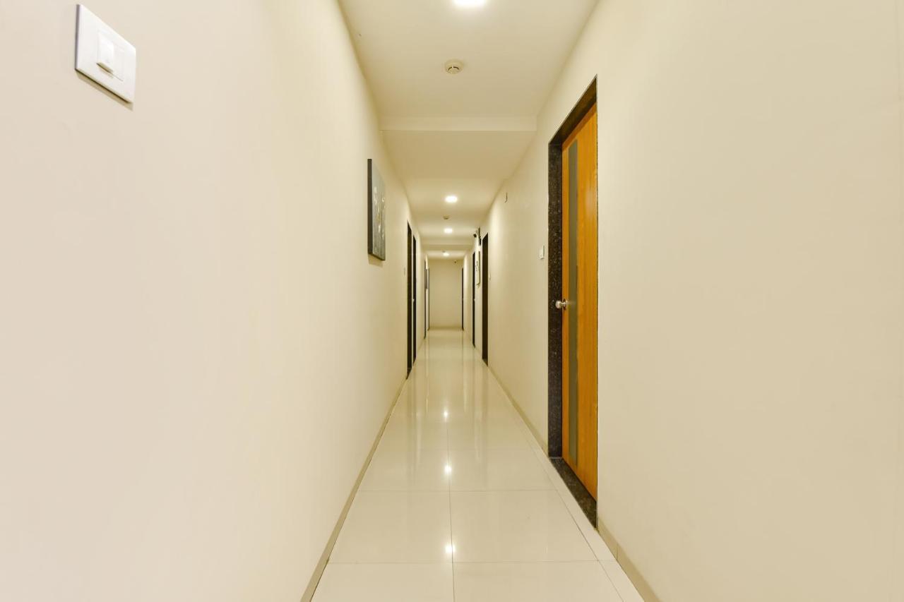 Fabhotel Happinex Сурат Екстер'єр фото