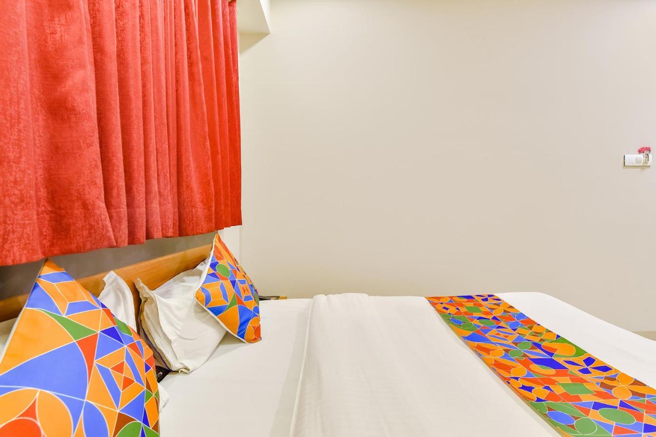 Fabhotel Happinex Сурат Екстер'єр фото
