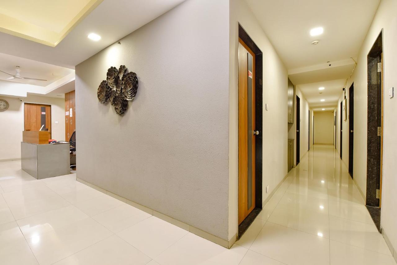 Fabhotel Happinex Сурат Екстер'єр фото